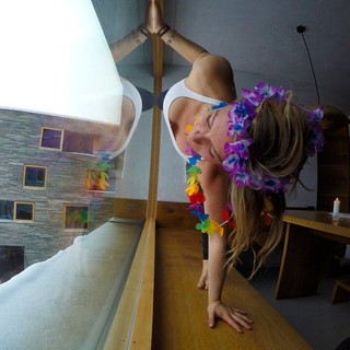 Jamie Anderson feet photo 1