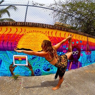 Jamie Anderson feet photo 7