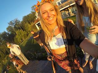 Jamie Anderson feet photo 11