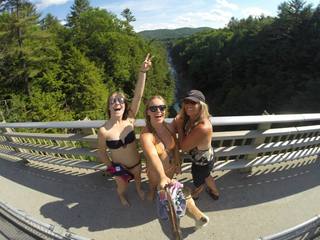 Jamie Anderson feet photo 12