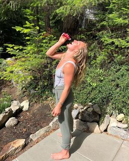 Jamie Anderson feet photo 3