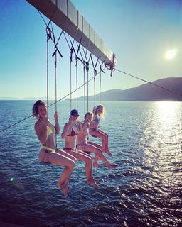 Jamie Anderson feet photo 1