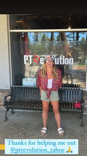 Jamie Anderson feet photo 1