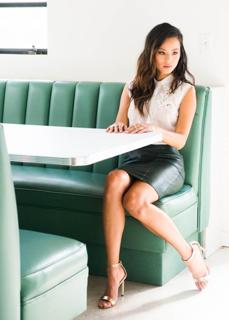 Jamie Chung feet photo thumbnail