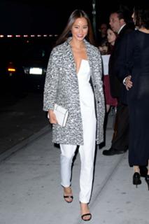 Jamie Chung feet photo thumbnail