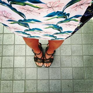 Jamie Chung feet photo thumbnail