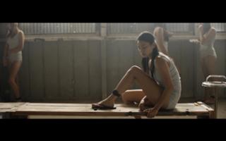 Jamie Chung feet photo thumbnail