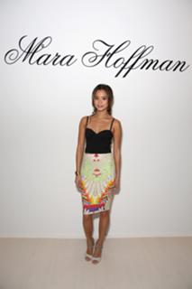 Jamie Chung feet photo thumbnail