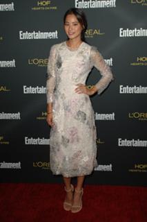 Jamie Chung feet photo thumbnail