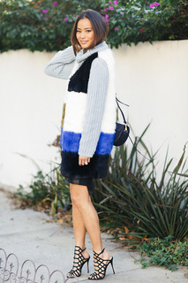 Jamie Chung feet photo thumbnail