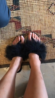 Jamie Chung feet photo thumbnail