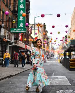 Jamie Chung feet photo thumbnail