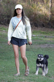 Jamie Chung feet photo thumbnail