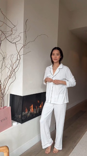 Jamie Chung feet photo thumbnail