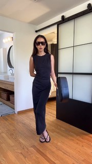 Jamie Chung feet photo thumbnail