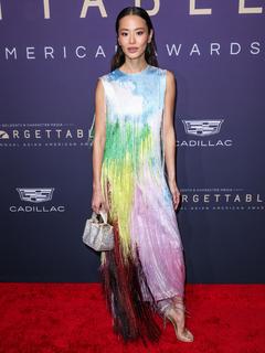 Jamie Chung feet photo thumbnail