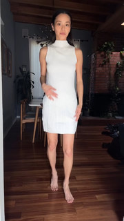 Jamie Chung feet photo thumbnail