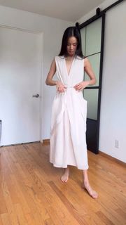 Jamie Chung feet photo thumbnail