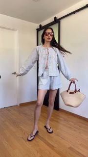 Jamie Chung feet photo thumbnail