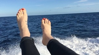 Jamie Clayton feet photo 8