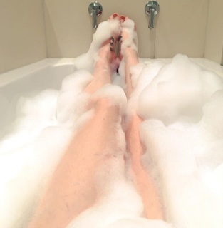 Jamie Clayton feet photo 7