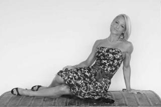 Jamie Eason feet photo 9