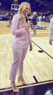 Jamie Erdahl feet photo thumbnail