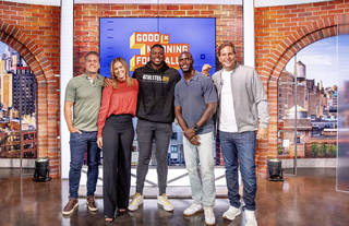 Jamie Erdahl feet photo thumbnail