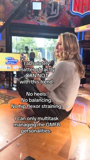 Jamie Erdahl feet photo thumbnail