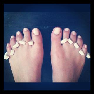 Jamie Gray Hyder feet photo 19