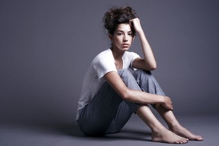 Jamie Gray Hyder feet photo 8