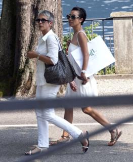 Jamie Lee Curtis feet photo thumbnail