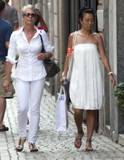 Jamie Lee Curtis feet photo thumbnail