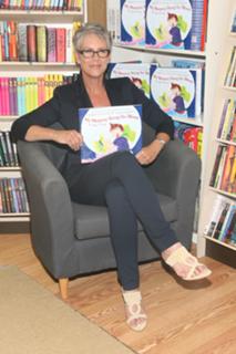 Jamie Lee Curtis feet photo thumbnail