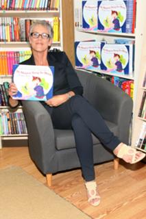 Jamie Lee Curtis feet photo thumbnail