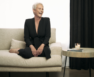 Jamie Lee Curtis feet photo thumbnail
