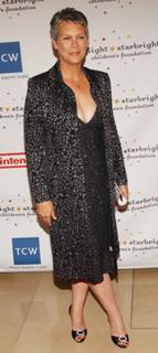 Jamie Lee Curtis feet photo thumbnail