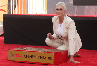 Jamie Lee Curtis feet photo thumbnail