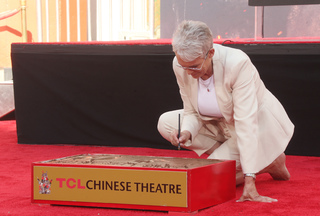 Jamie Lee Curtis feet photo thumbnail