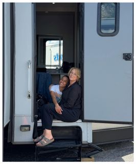 Jamie Lee Curtis feet photo 1