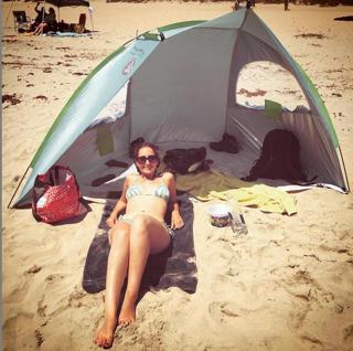 Jamie Lee feet photo 9