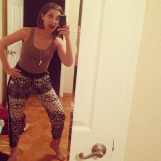Jamie Lee feet photo 16
