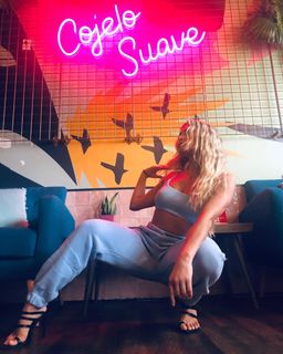 Jamie Lee Ruiz feet photo 3