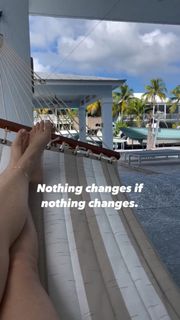 Jamie Lee Ruiz feet photo 18