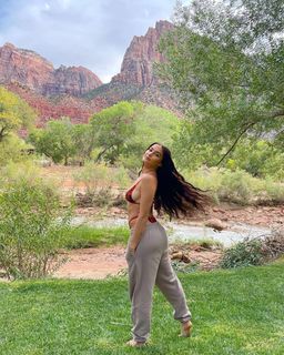 Jamie Lee Ruiz feet photo 7