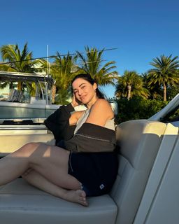 Jamie Lee Ruiz feet photo 6