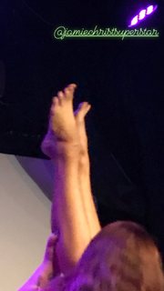 Jamie Loftus feet photo 14