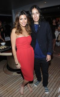 Jamie-Lynn Sigler feet photo thumbnail