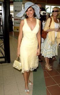 Jamie-Lynn Sigler feet photo thumbnail