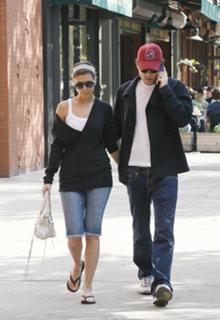Jamie-Lynn Sigler feet photo thumbnail